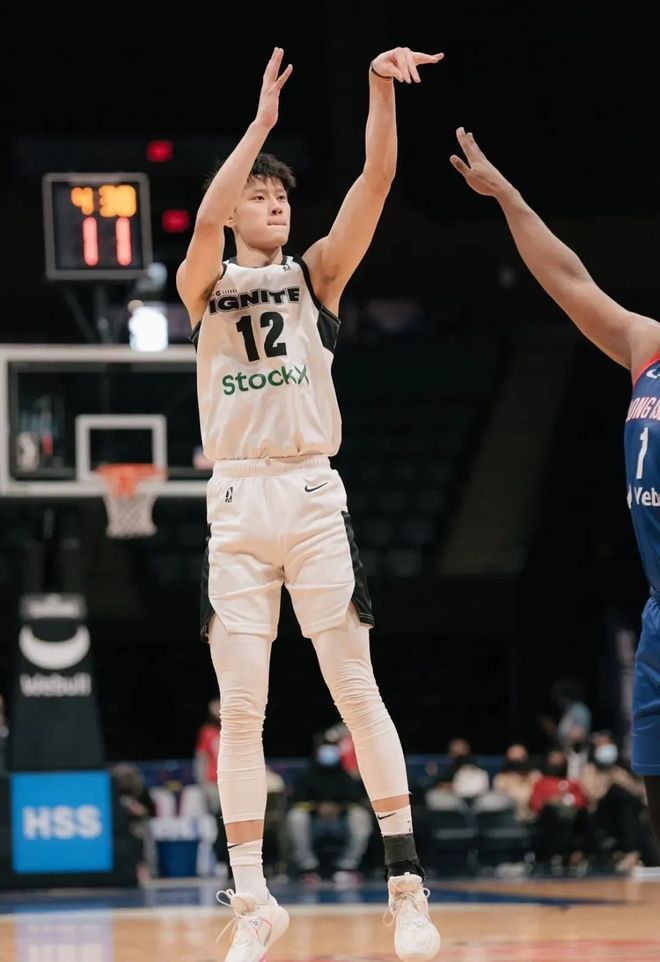 爱游戏入口-赛地聚焦：全明星赛今晚热度飙升；瓦伦西亚官宣签约；态度坚定；纪律约束更严格(马德里竞技vs瓦伦西亚)