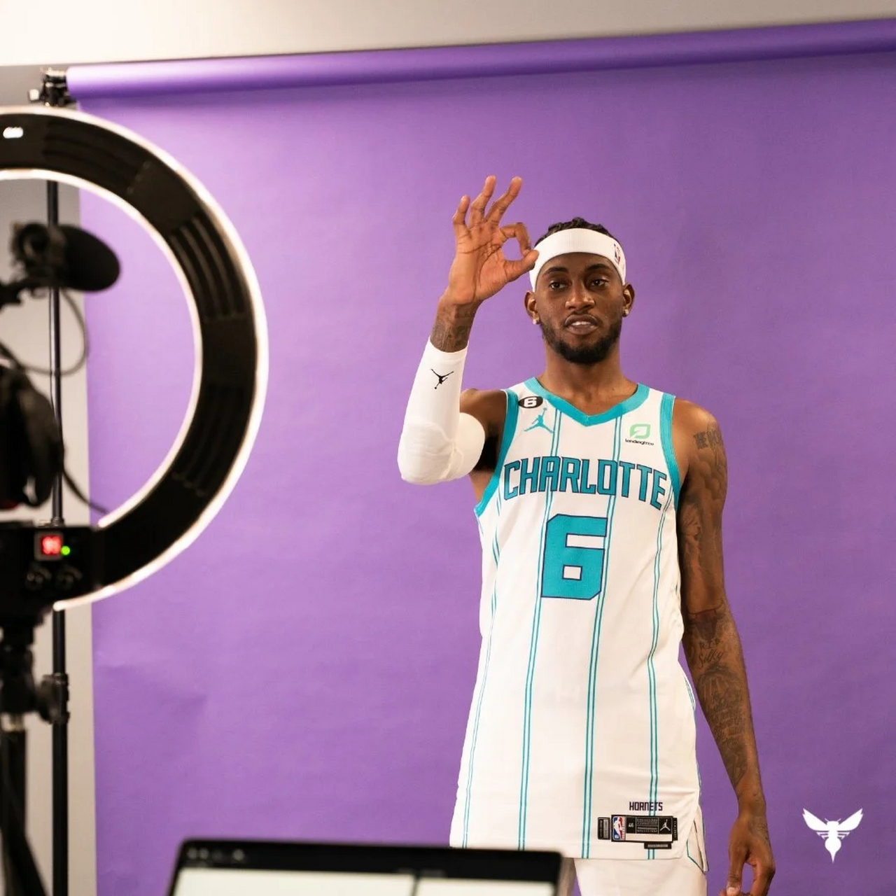 爱游戏APP-马赛外线爆发备战社区盾夏洛特黄蜂临场应变备战足总杯，风云突变阿森纳关键时刻更衣室发声都惊呆了的简单介绍